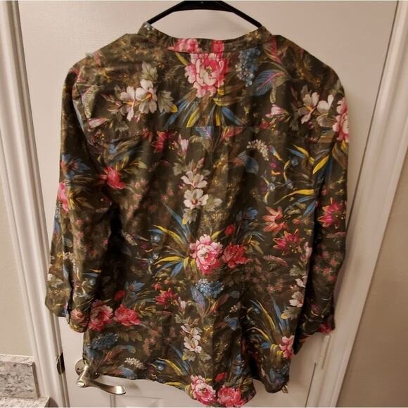 IZOD tropical floral pintucked ruffled button down shirt size large‎ - Picture 2 of 5